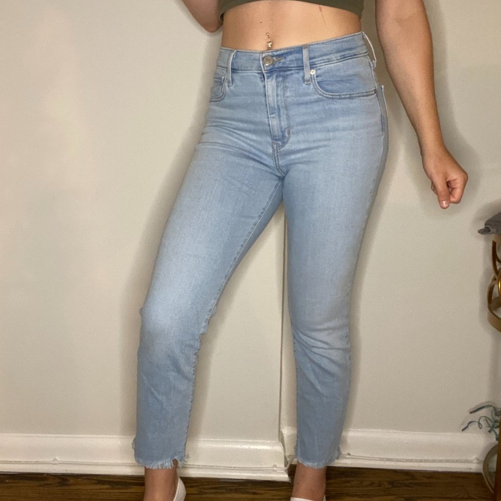Levi's High Rise Jeans